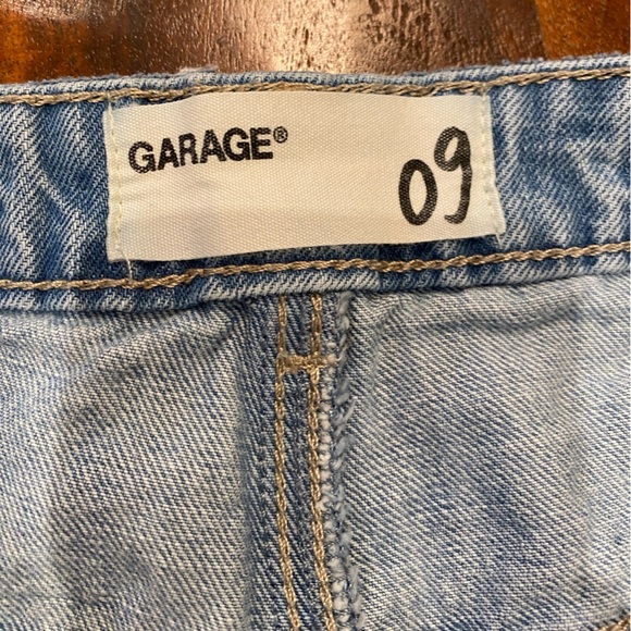 Garage Jean Shorts Distressed Size 9 - Picture 6 of 7